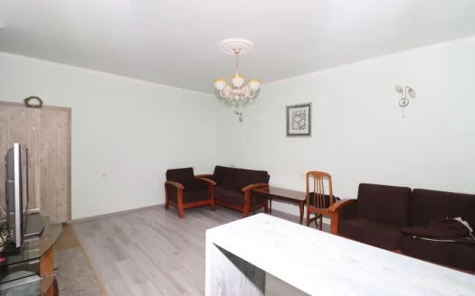 2 room apartment on Hrachya Kochar Street in Arabkir, 52 sq.m., 1/5 floor, high ceilings