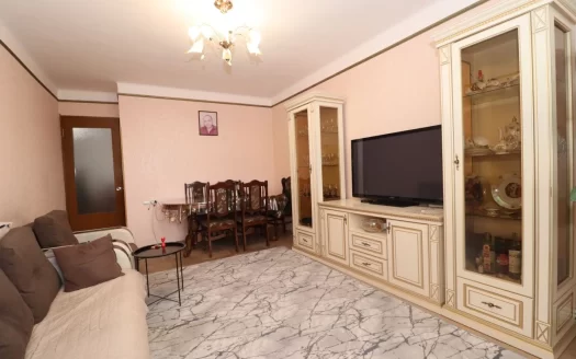 3 room apartment on Badal Muradyan Street in Nor Nork, 90 sq.m., 6/16 floor, high ceilings
