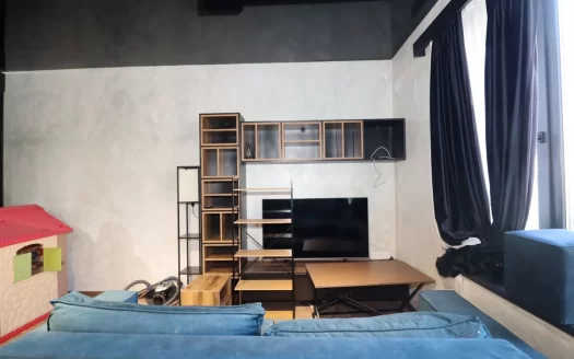 2 room apartment on Rubiniants Street Lane in Kanaker-Zeytun, 34 sq.m., 2/2 floor, high ceilings