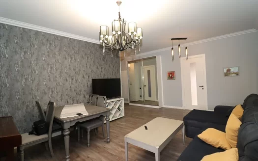 4 room apartment on Vardanants Street in the center, 96 sq.m., 2 bathrooms, high ceilings