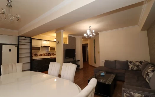 3 room apartment on Saryan Street in the center, 85 sq.m., 9/16 floor, 2 bathrooms, high ceilings