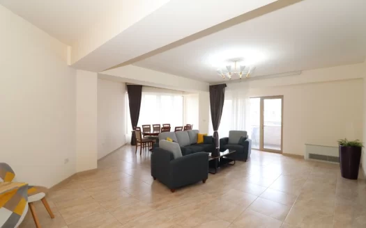 4 room apartment in a new building on Leo Street in the center, 140 sq.m., 11/20 floor, 2 bathrooms