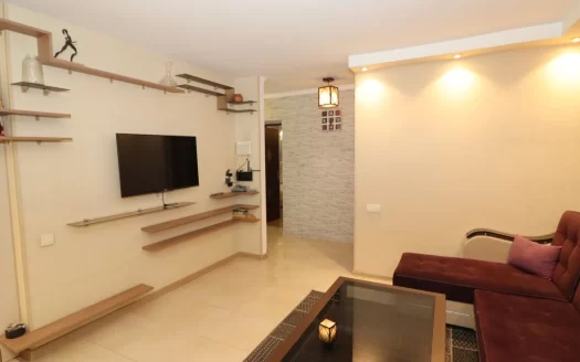 3 room apartment on Leningradyan Street in Ajapnyak, 76 sq.m., 2/4 floor, stone building