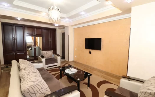 2 room apartment on Artsakh Avenue in Erebuni, 64 sq.m., 6/9 floor
