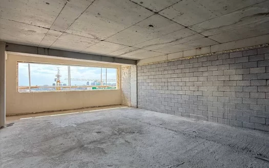 2 room apartment on Khanjyan Street in the center, 71 sq.m., 14/17 floor, high ceilings