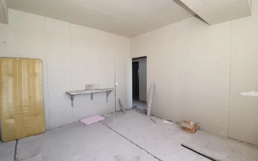4 room apartment in a new building on Charents Street in the center, 104 sq.m., 16/17 floor