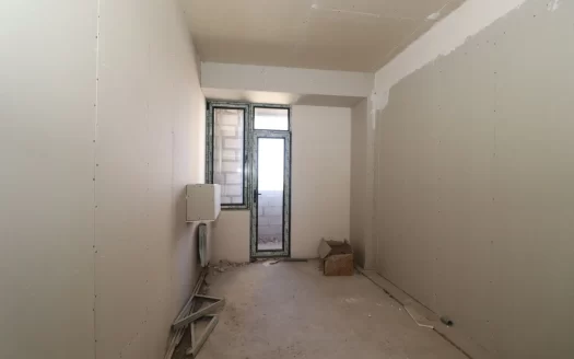 4 room apartment in a new building on Charents Street in the center, 104 sq.m., 16/17 floor